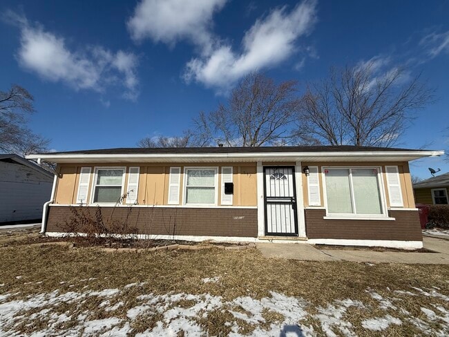 property at 537 Andover St