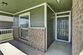 18312 Cuyahoga Dr in Pflugerville, TX - Building Photo - Building Photo