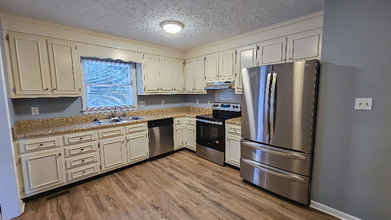 6959 Wadsworth Pl in Fayetteville, NC - Foto de edificio - Building Photo