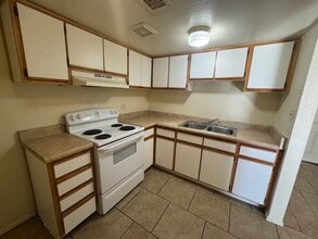 4604 N 71st Ln in Phoenix, AZ - Building Photo - Building Photo