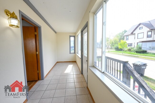 608 Central St in Oshkosh, WI - Building Photo - Building Photo
