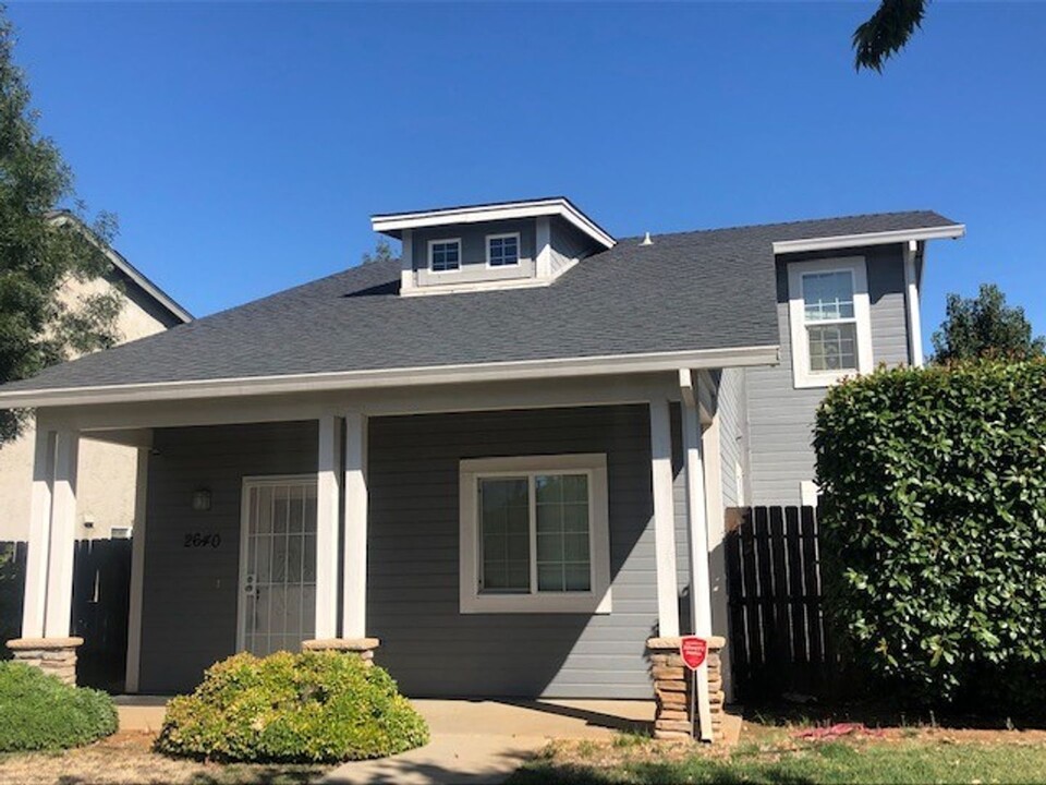 2640 Ceanothus Ave in Chico, CA - Building Photo