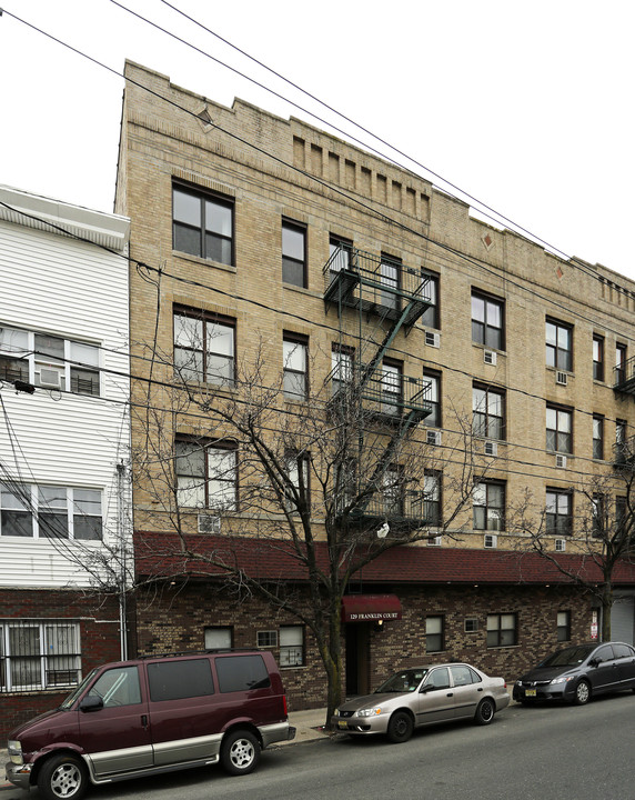 129 Franklin St in Jersey City, NJ - Building Photo