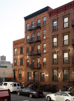 58 E 130th St in New York, NY - Building Photo