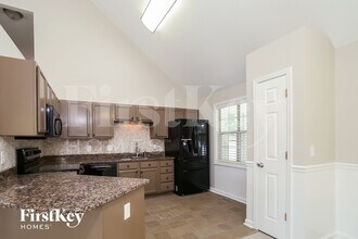 21 Bishop Mill Dr NW in Cartersville, GA - Foto de edificio - Building Photo