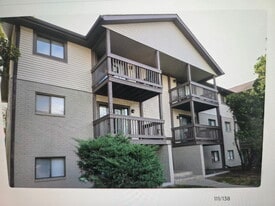 Broad Ripple Trails in Indianapolis, IN - Building Photo