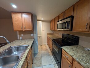 200 E Southern Ave in Tempe, AZ - Foto de edificio - Building Photo