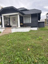 835 S McCann Ave in Springfield, MO - Building Photo