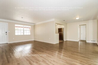 2324 61st Way N in St. Petersburg, FL - Foto de edificio - Building Photo