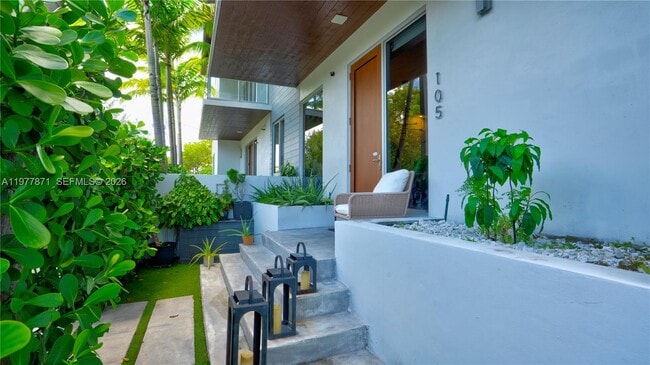 property at 545 SW 11th St