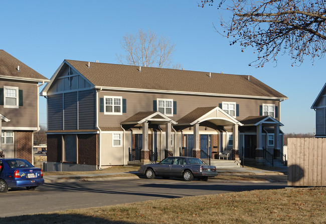 Villas at Autumn Bend in Blue Springs, MO - Building Photo - Building Photo