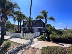 24802 La Paz Ave in Dana Point, CA - Building Photo - Building Photo