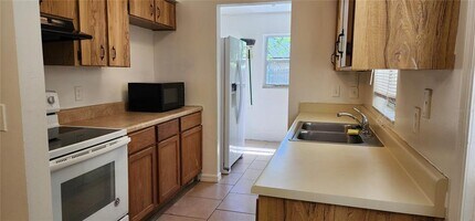 12022 NW 147 Pl in Alachua, FL - Building Photo - Building Photo