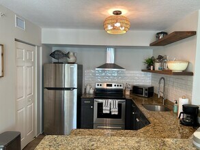 101 Villa Cir in Boynton Beach, FL - Building Photo - Building Photo