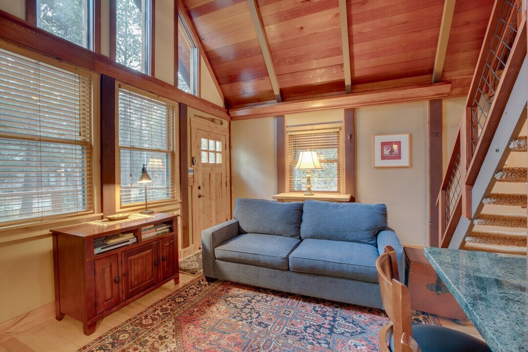 7040 Bellevue Ave, Unit ID1386139P in Tahoma, CA - Foto de edificio