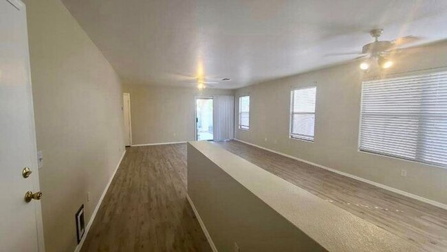 3681 E Orchid Ln in Gilbert, AZ - Foto de edificio - Building Photo