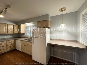 526 W Hillsdale St in Lansing, MI - Building Photo - Building Photo