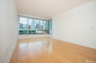 239 Brannan St in San Francisco, CA - Building Photo - Building Photo