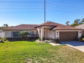 337 Covent Gardens Pl in Deltona, FL - Building Photo - Building Photo