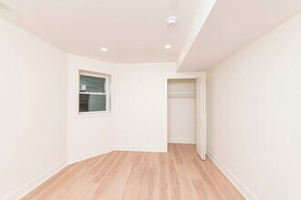 2825 N Rockwell St in Chicago, IL - Building Photo - Building Photo