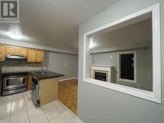 56 National Pine Dr in Vaughan, ON - Building Photo - Building Photo