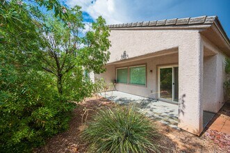 2541 Cosmic Dust St in Henderson, NV - Building Photo - Building Photo