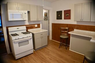 41 Manchester Pl, Unit 41 Manchester in Buffalo, NY - Foto de edificio - Building Photo