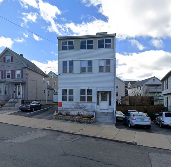 595 Main St, Unit 201