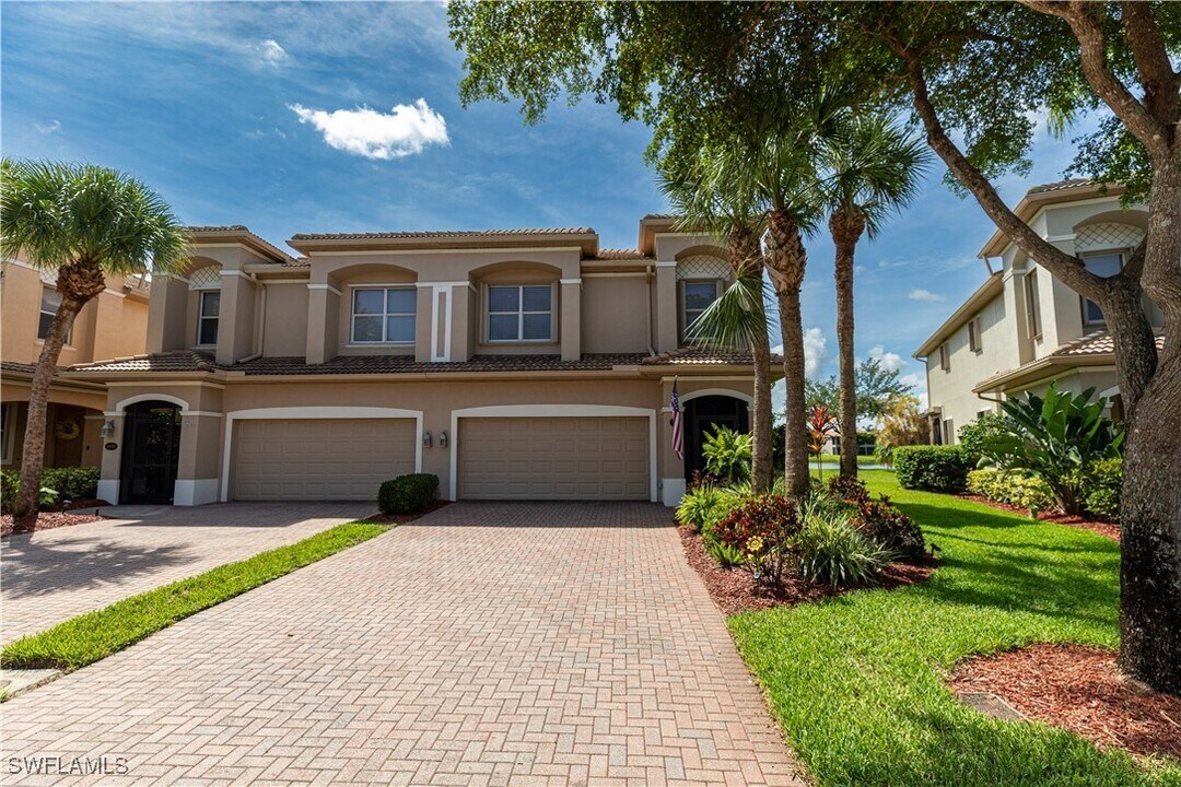 20070 Larino Loop in Estero, FL - Building Photo