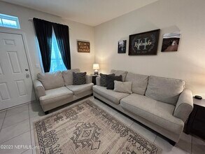 75510 Harvester St in Yulee, FL - Building Photo - Building Photo