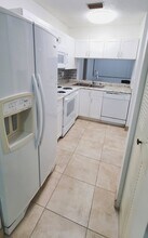 1379 Summit Run Cir in West Palm Beach, FL - Building Photo - Building Photo