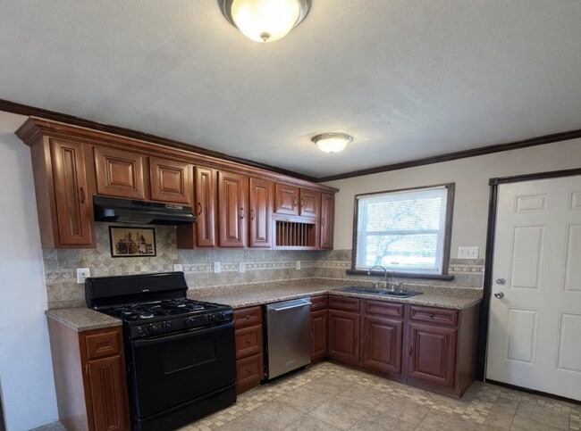 property at 1223 Walker Ave