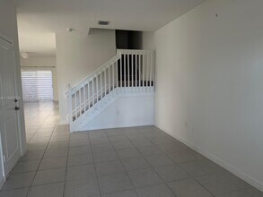 2631 SE 11th St in Homestead, FL - Building Photo - Building Photo