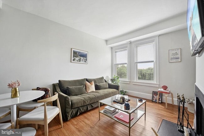property at 1511 22nd St NW