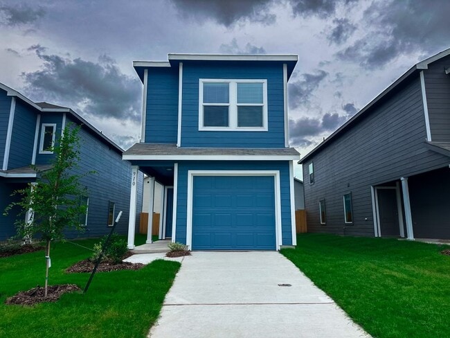 property at 910 Sandhill Crane Ln