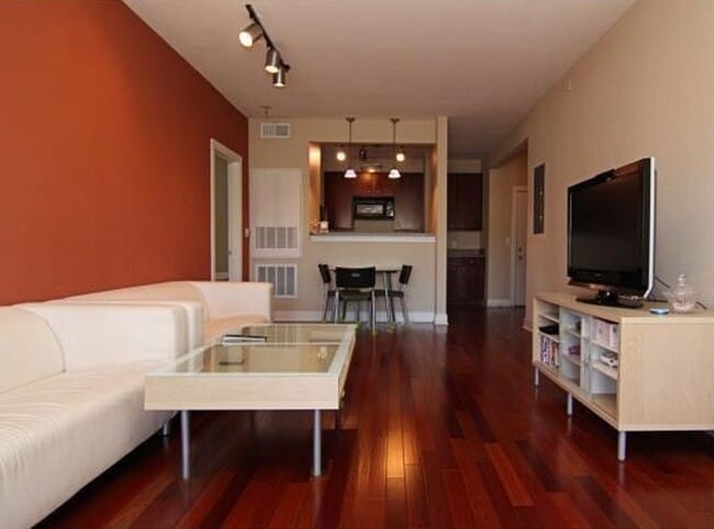 property at 1901 Crossing Pl