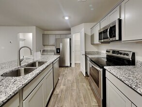 96 Salers Ln in Columbia, SC - Foto de edificio - Building Photo