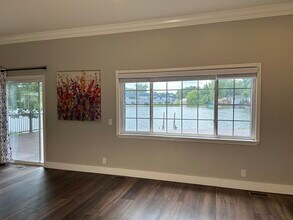 3165 Kenrick St in Keego Harbor, MI - Foto de edificio - Building Photo