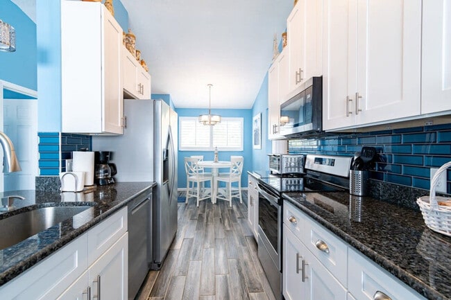 516 Beach Park Ln in Cape Canaveral, FL - Building Photo - Building Photo