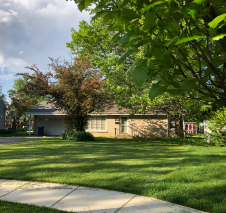 1 undisclosed addresss in Elmhurst, IL - Building Photo