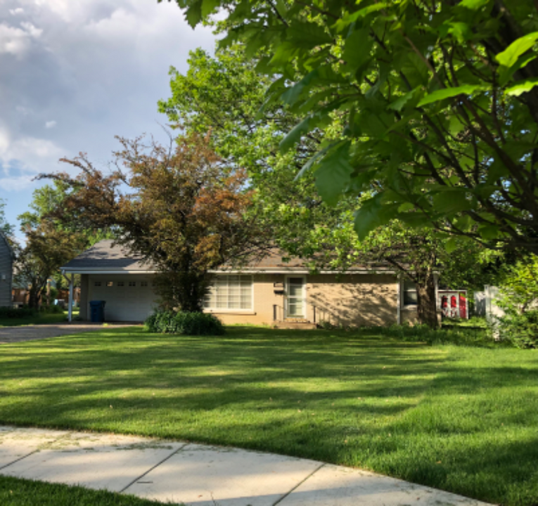 310 Hillside Ave in Elmhurst, IL - Building Photo