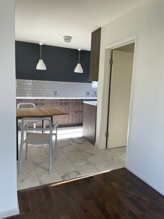 609 N Mariposa Ave, Unit 609 in Los Angeles, CA - Building Photo