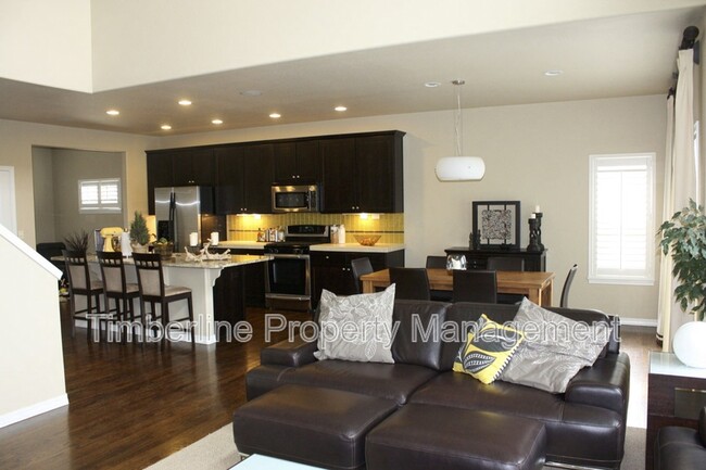 9920 Paonia Park Pl in Colorado Springs, CO - Foto de edificio - Building Photo