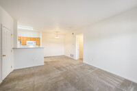 905 S Zeno Way, Unit 104 in Aurora, CO - Foto de edificio - Building Photo