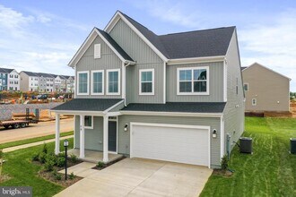 58 Trout Lily Dr in Ranson, WV - Building Photo - Building Photo
