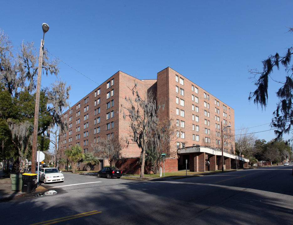 Williams Court in Savannah, GA - Building Photo