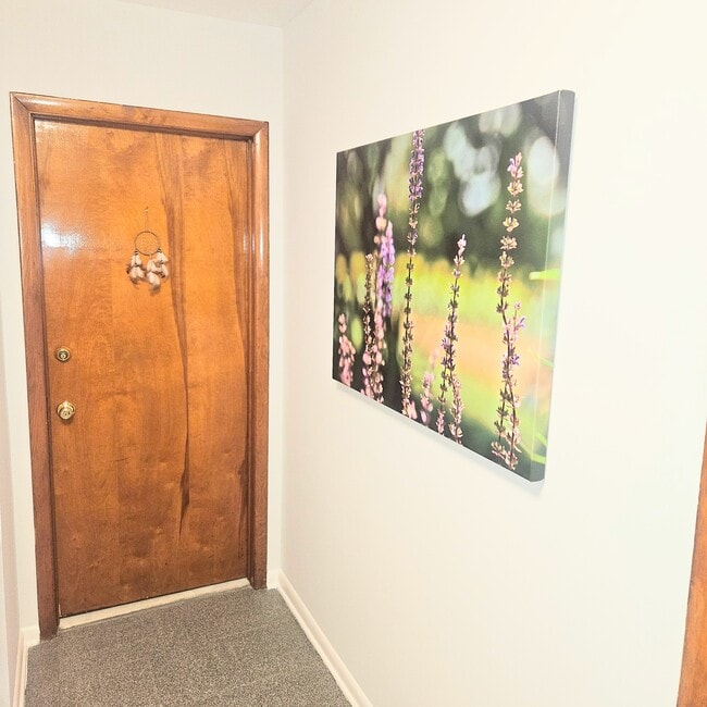 109 Rockwell St, Unit 2