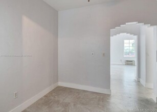 620 12th St, Unit 2 in Miami Beach, FL - Building Photo - Building Photo