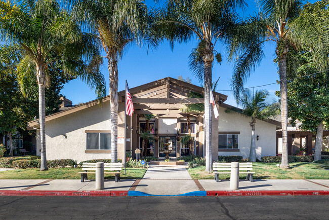 Oak Terrace Senior in Hemet, CA - Building Photo - Building Photo