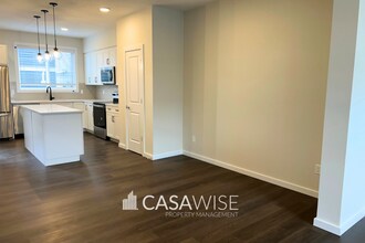 20935-20925 25 Ave NW in Edmonton, AB - Building Photo - Building Photo